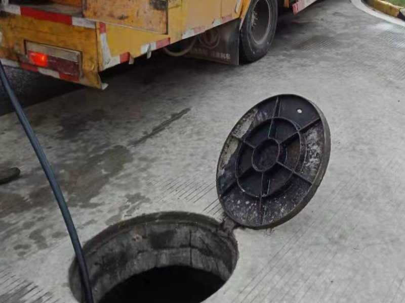 深圳南山管道疏通 汽车抽粪 卫生间改建 改换管