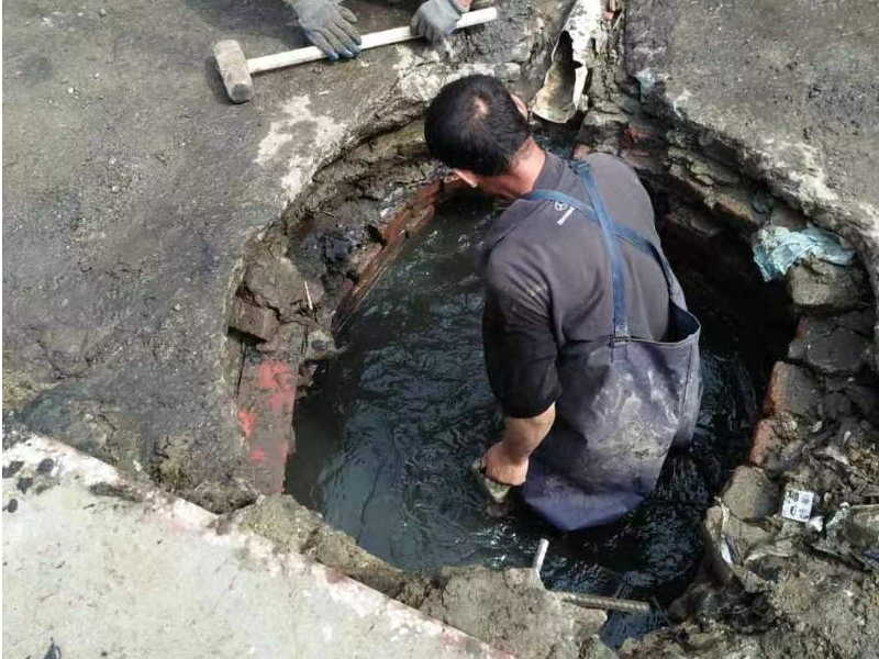 深圳南山疏通马桶 下水道 管道维修更换 清理化粪池